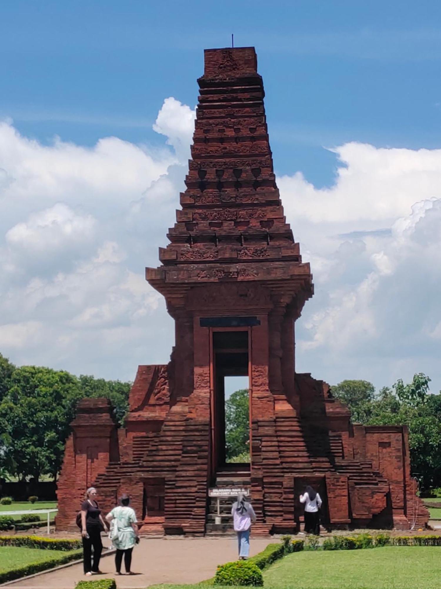 Grha Pawitra Trowulan Exterior foto